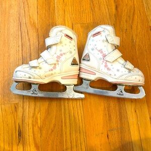 Jackson Softec Pink Little Girls Figure Snowflake Ice Skates Size 9J 9